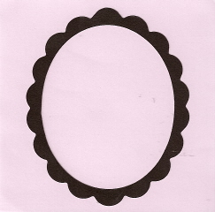 Scallop Oval Frame